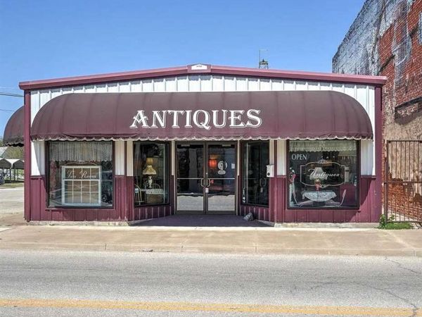 305 E Broadway, Drumright, OK 74030