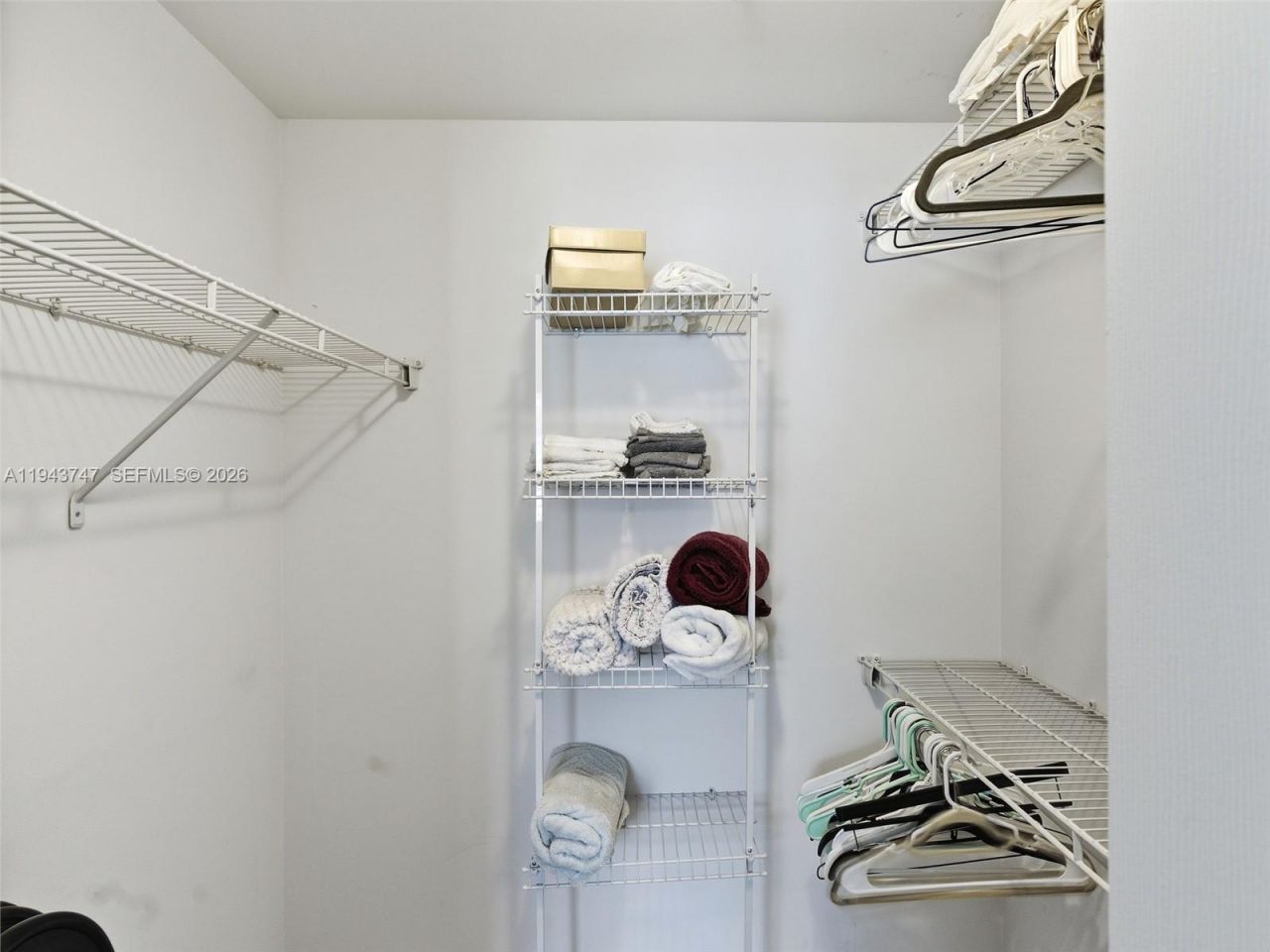 6861 SW 44th St , Unit 304, Miami, FL 33155 Photo