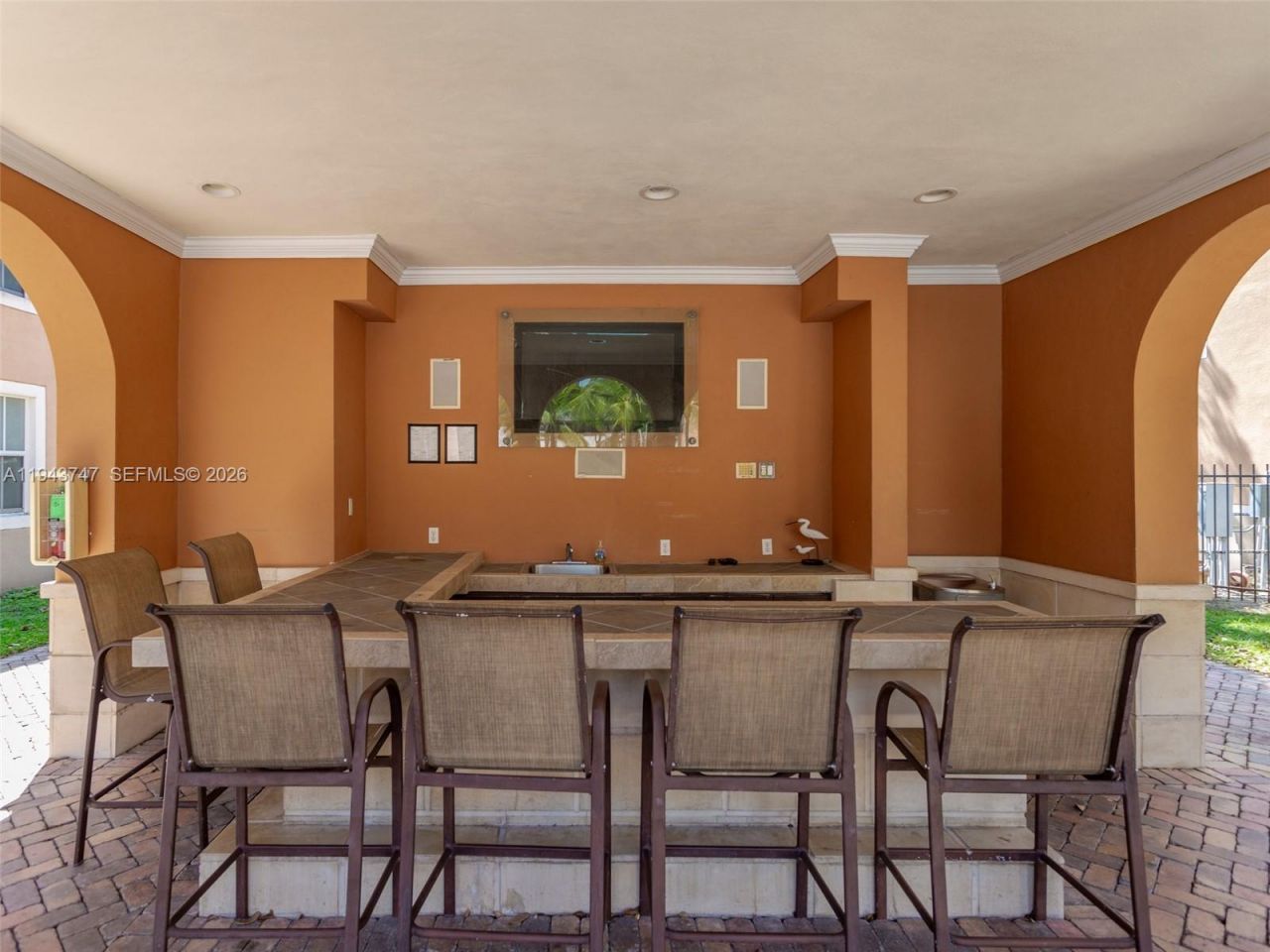 6861 SW 44th St , Unit 304, Miami, FL 33155 Photo