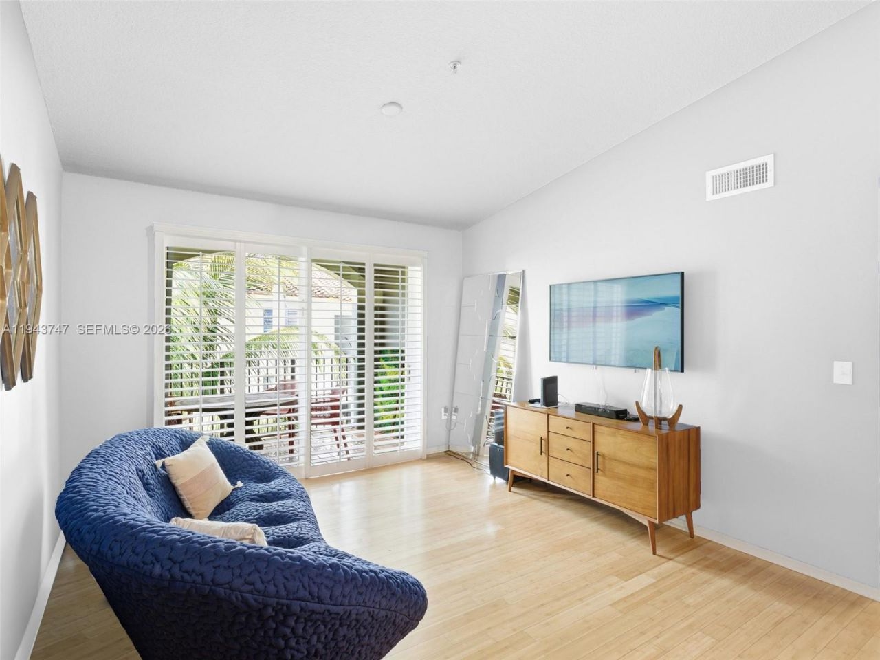 6861 SW 44th St , Unit 304, Miami, FL 33155 Photo