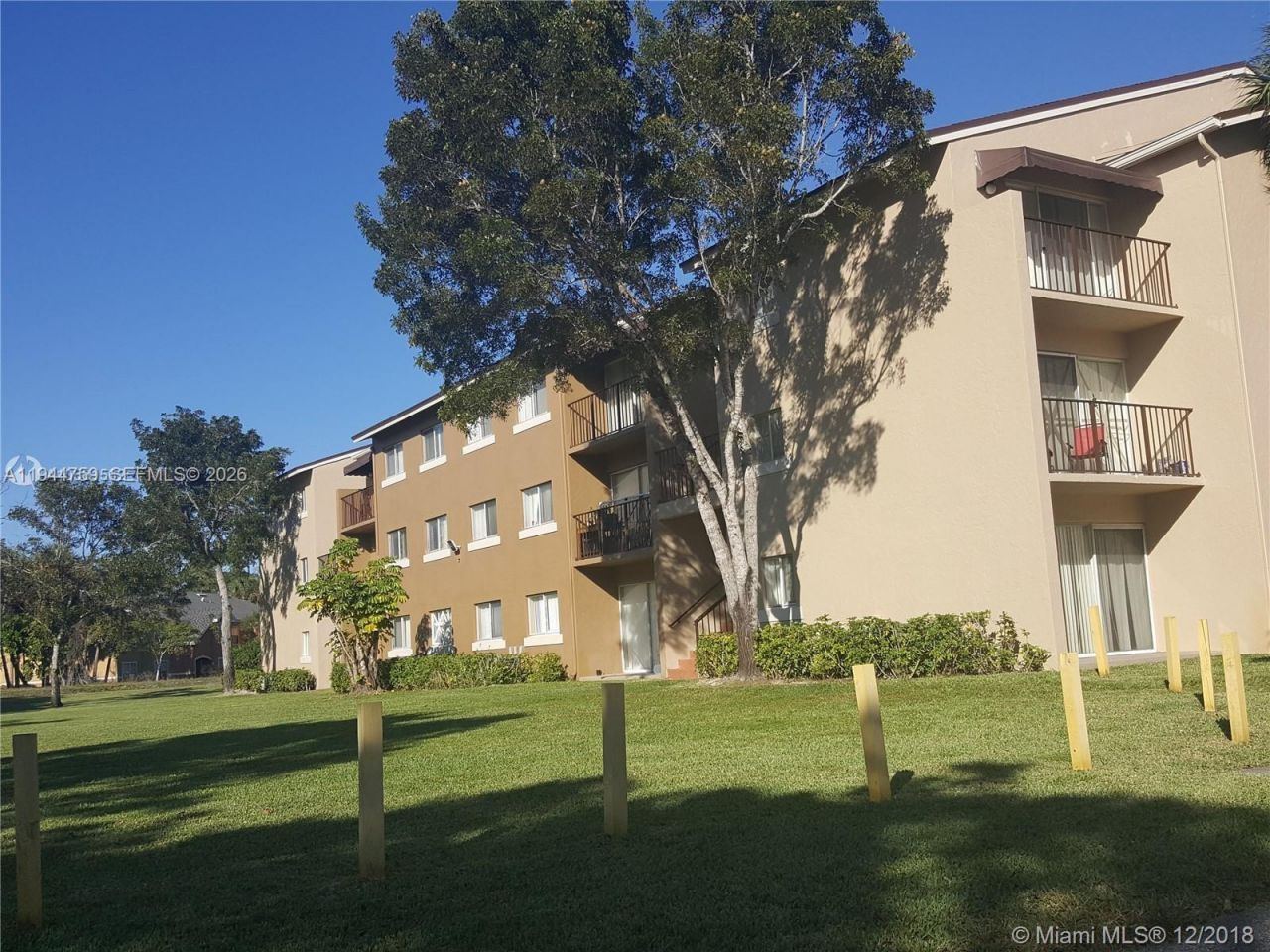 1141 Lake Victoria Dr, Unit E, West Palm Beach, FL 33411 Photo