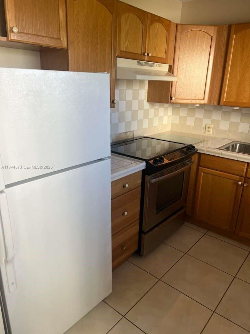 528 Mansfield M, Unit 528, Boca Raton, FL 33434 Photo