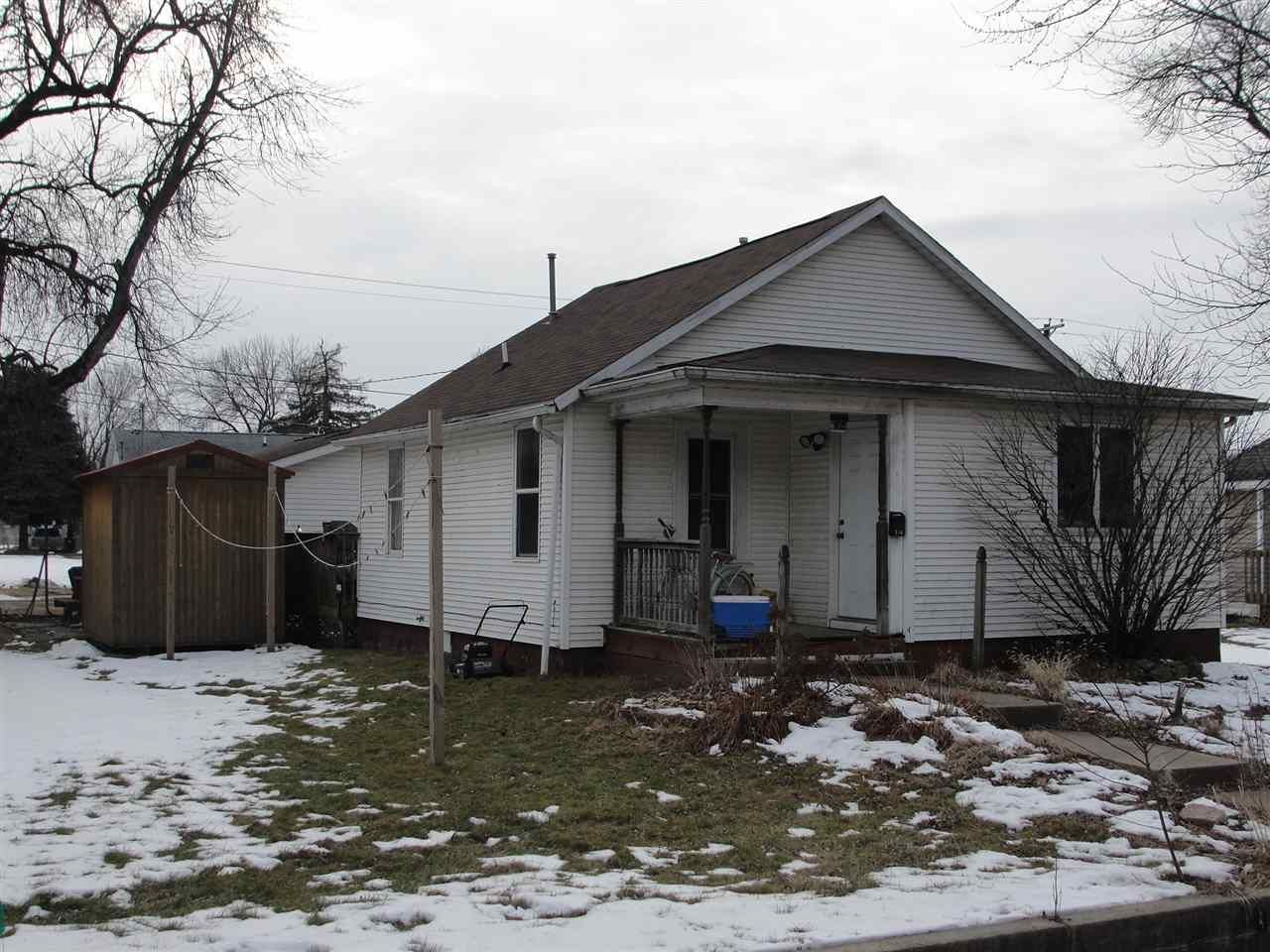 526 Menominee Street, East Dubuque, IL 61025 Main Photo