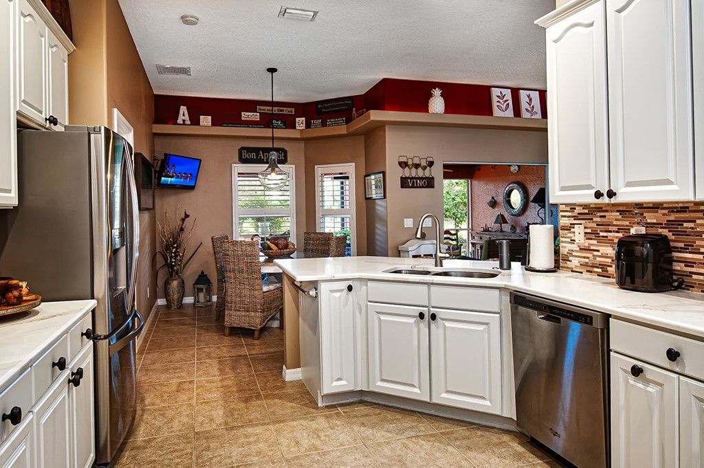 370 E Temple Court Sw, Vero Beach, FL 32968 Photo