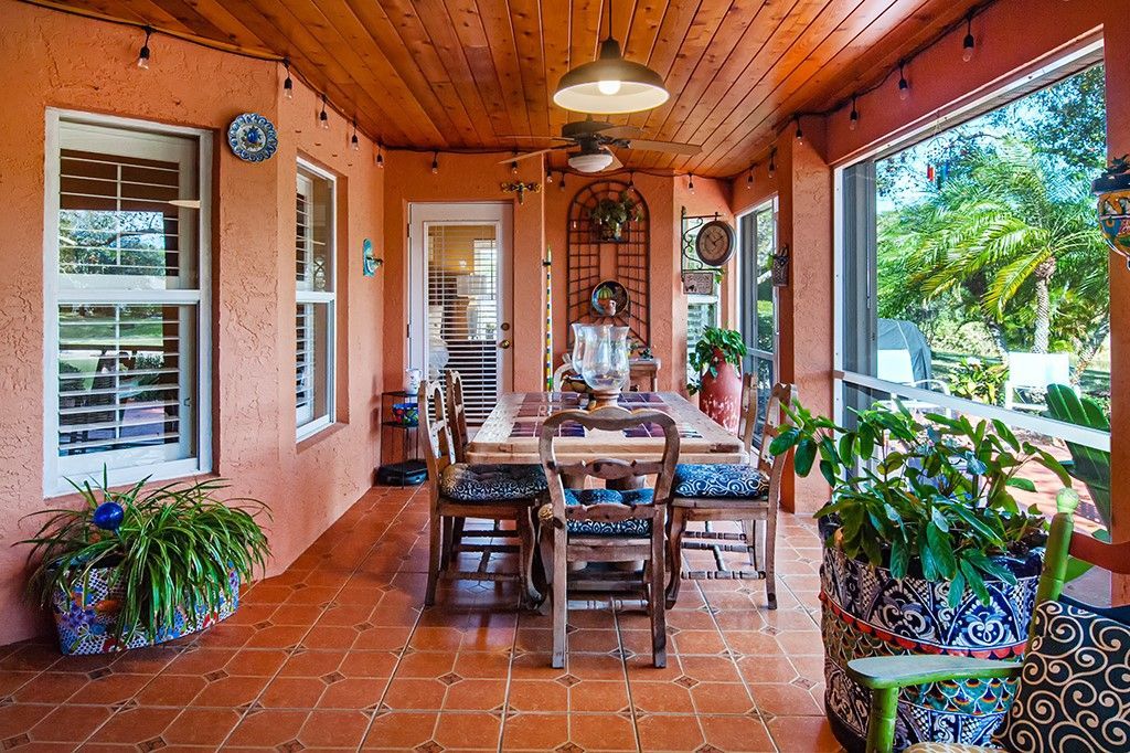 370 E Temple Court Sw, Vero Beach, FL 32968 Photo