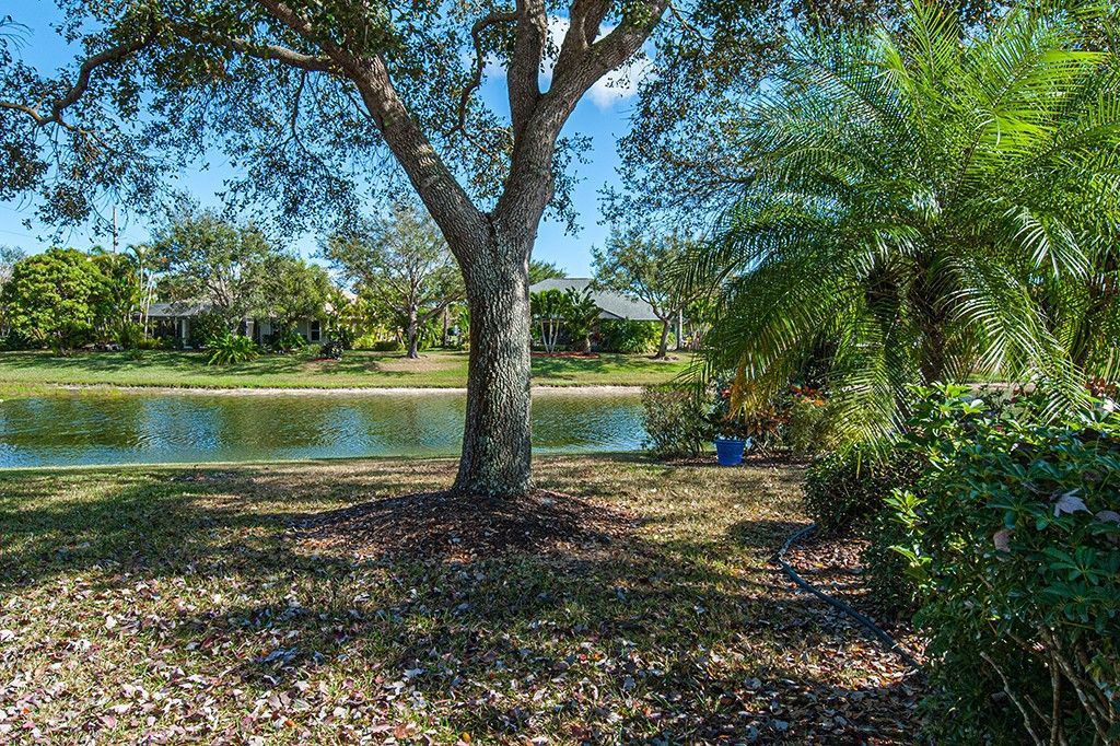 370 E Temple Court Sw, Vero Beach, FL 32968 Photo