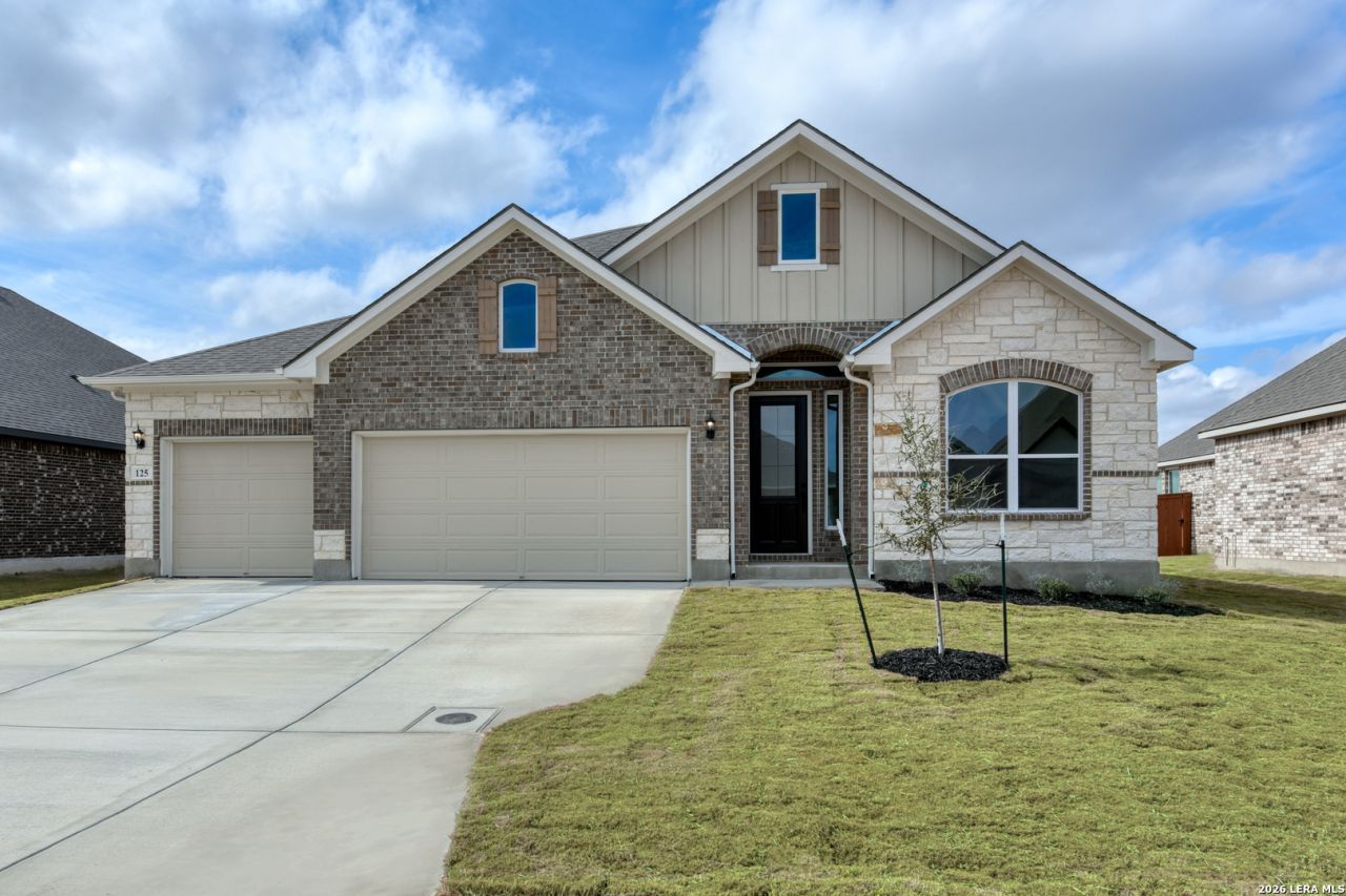 125 Katie Court, Castroville, TX 78009 Main Photo
