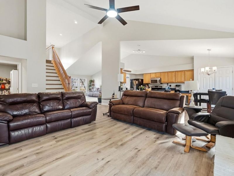 12173 Crestfield Court, Symmes Township, OH 45249 Photo 11