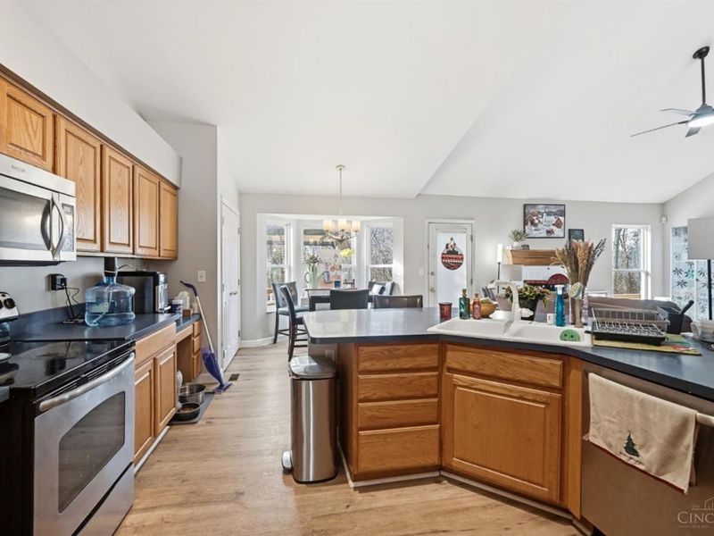 12173 Crestfield Court, Symmes Township, OH 45249 Photo 17