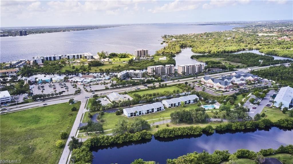 1055 Palm Ave, Unit 217, North Fort Myers, FL 33903 Photo