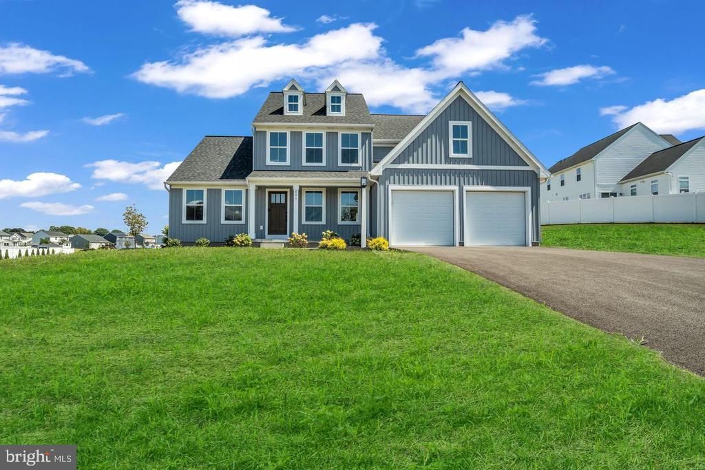 891 Ashfield Drive, Carlisle, PA 17015 Main Photo