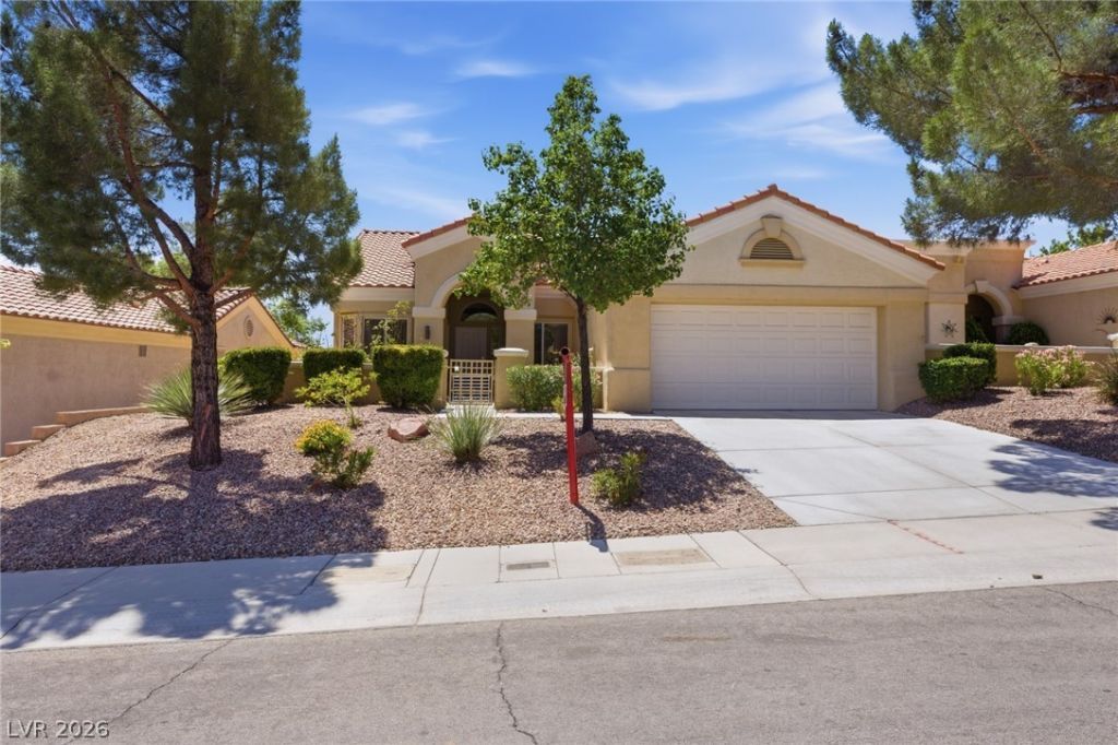 10527 Mission Lakes Avenue, Las Vegas, NV 89134 Main Photo