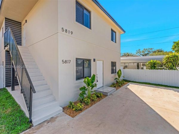 5817 NW 30th Ave, Miami, FL 33142