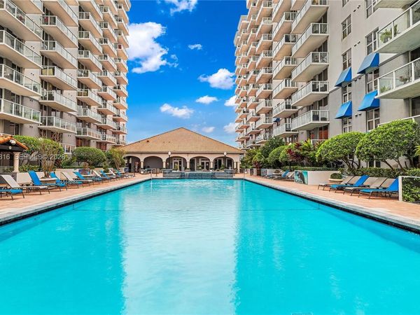 5091 NW 7th St , Unit 115, Miami, FL 33126