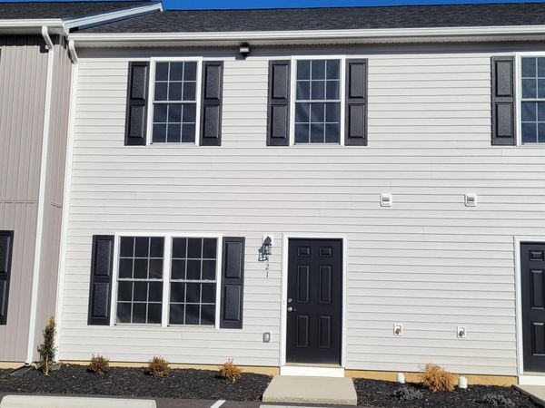 421 N Washington AVE, Unit 6, Pulaski, VA 24301