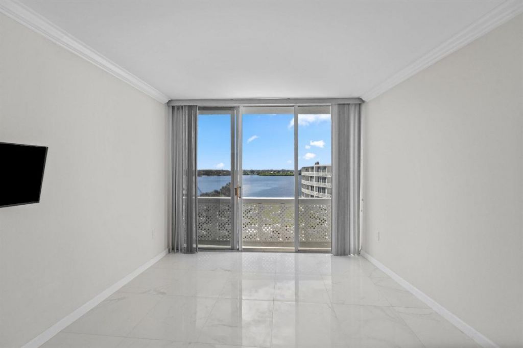 2760 S Ocean Boulevard, Unit 517, Palm Beach, FL 33480 Photo