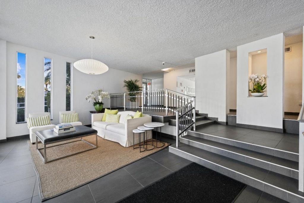 2760 S Ocean Boulevard, Unit 517, Palm Beach, FL 33480 Photo