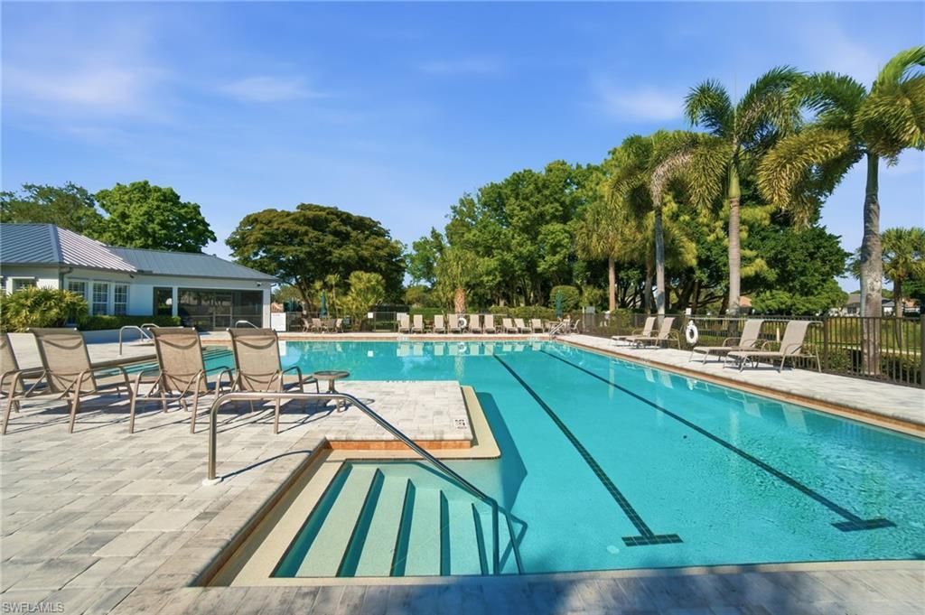 7110 Wild Forest Ct, Unit 202, Naples, FL 34109 Photo