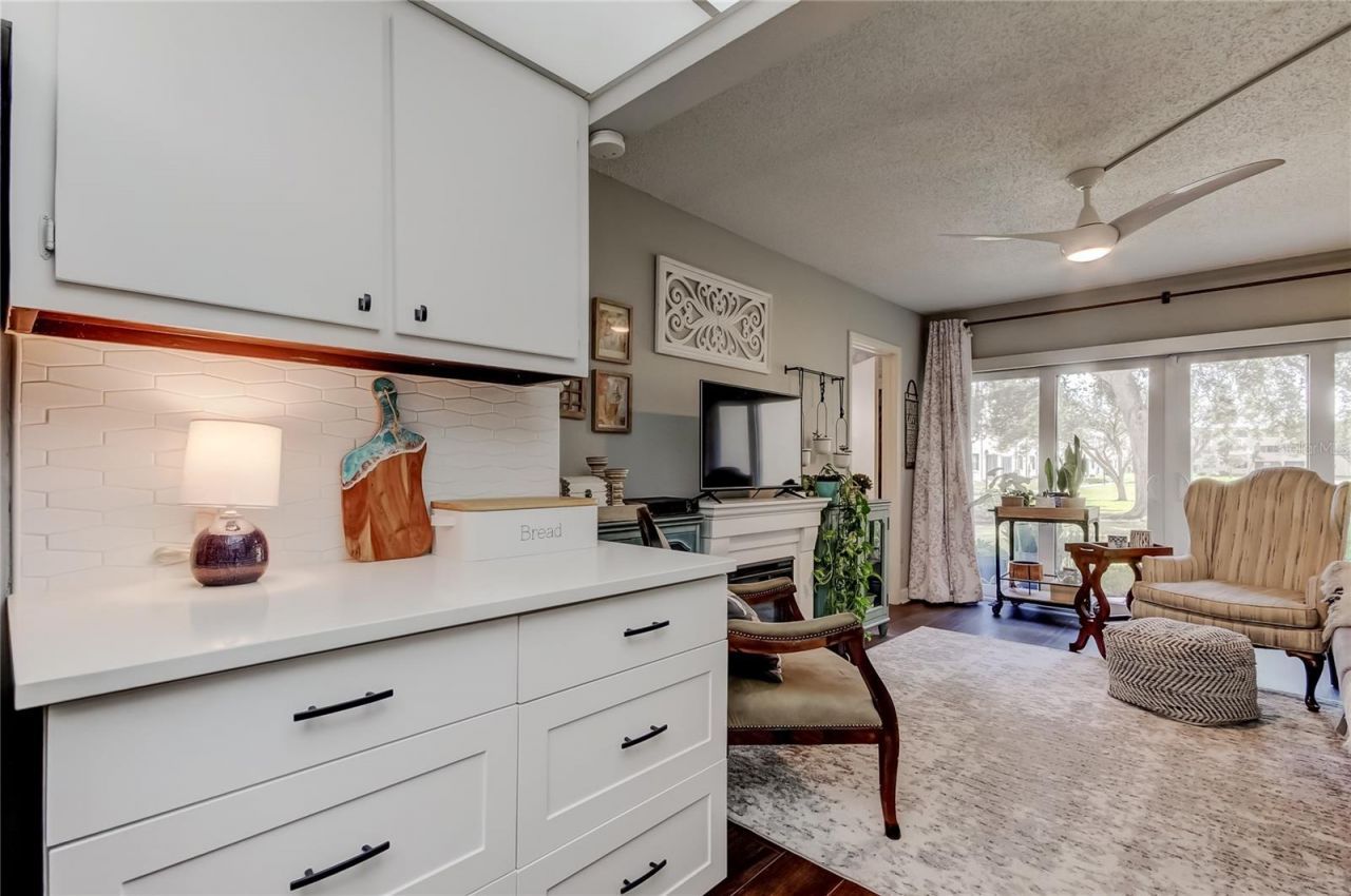 5080 Locust Street Ne, Unit 130, Saint Petersburg, FL 33703 Photo