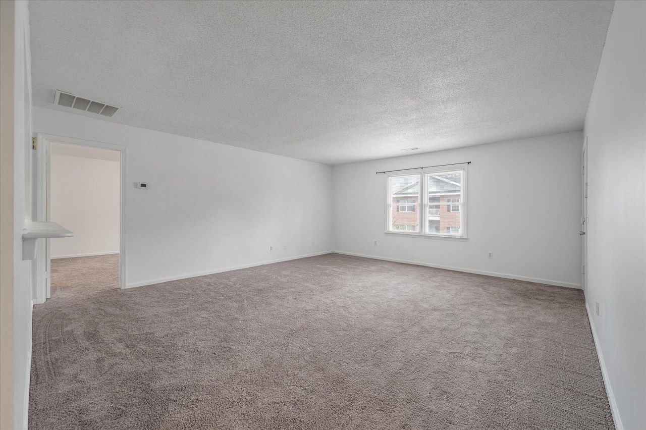 2150 Spoleto Lane Photo 7