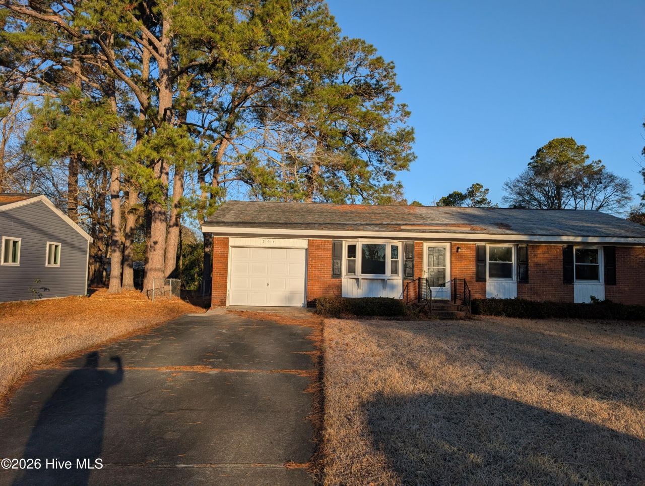 204 Shamrock Drive, Jacksonville, NC 28540 Main Photo