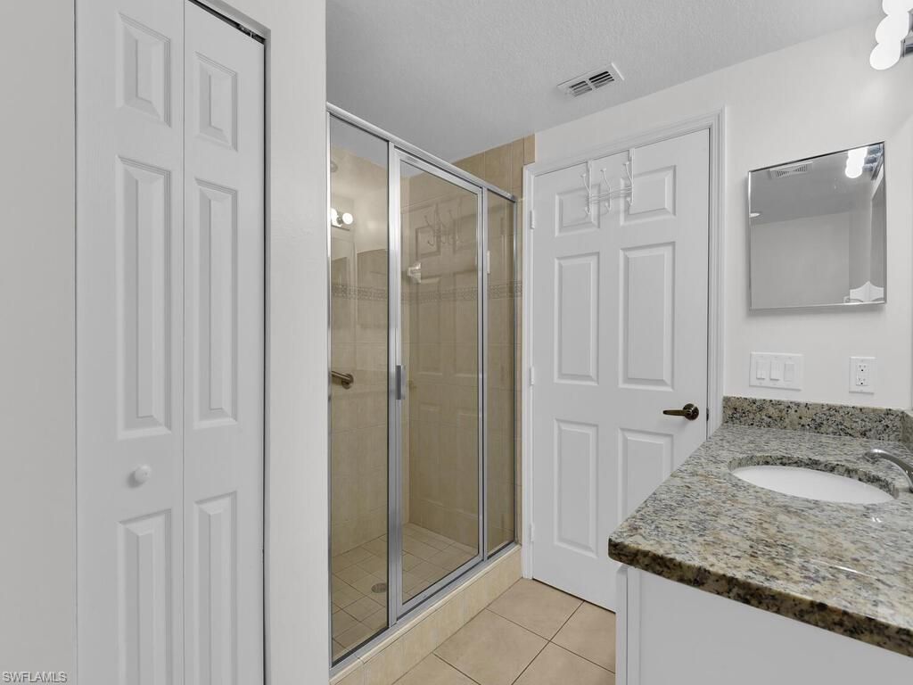 1860 Concordia Lake Cir, Unit 603, Cape Coral, FL 33909 Photo