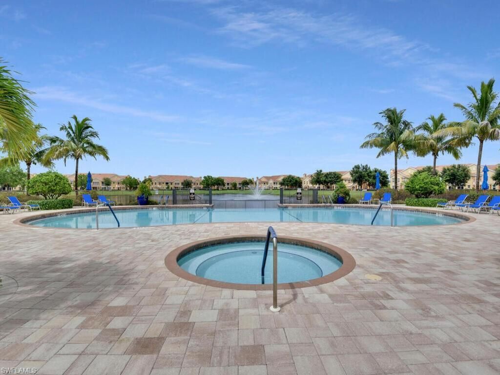 1860 Concordia Lake Cir, Unit 603, Cape Coral, FL 33909 Photo