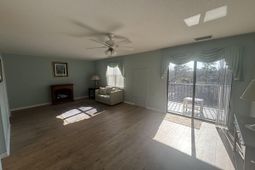 5001 Little River Rd. photo 4