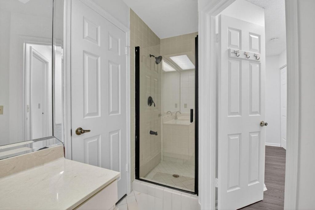 5530 Coach House Circle, Unit E, Boca Raton, FL 33486 Photo