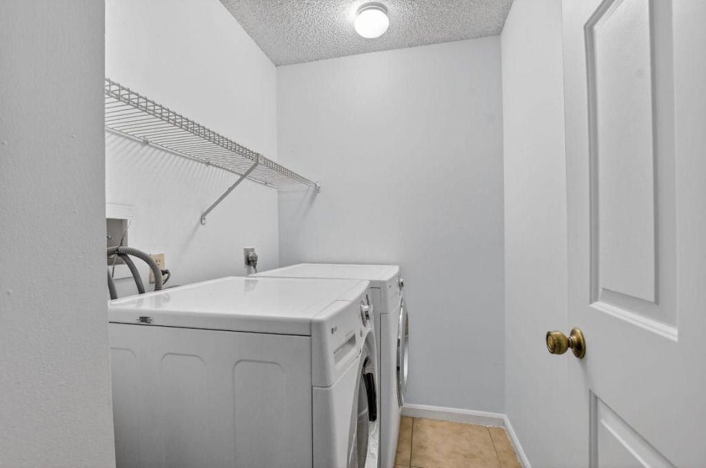 5530 Coach House Circle, Unit E, Boca Raton, FL 33486 Photo