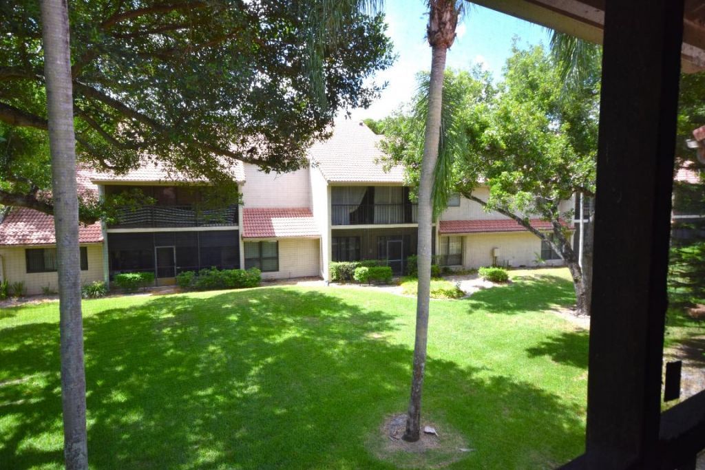 5530 Coach House Circle, Unit E, Boca Raton, FL 33486 Photo