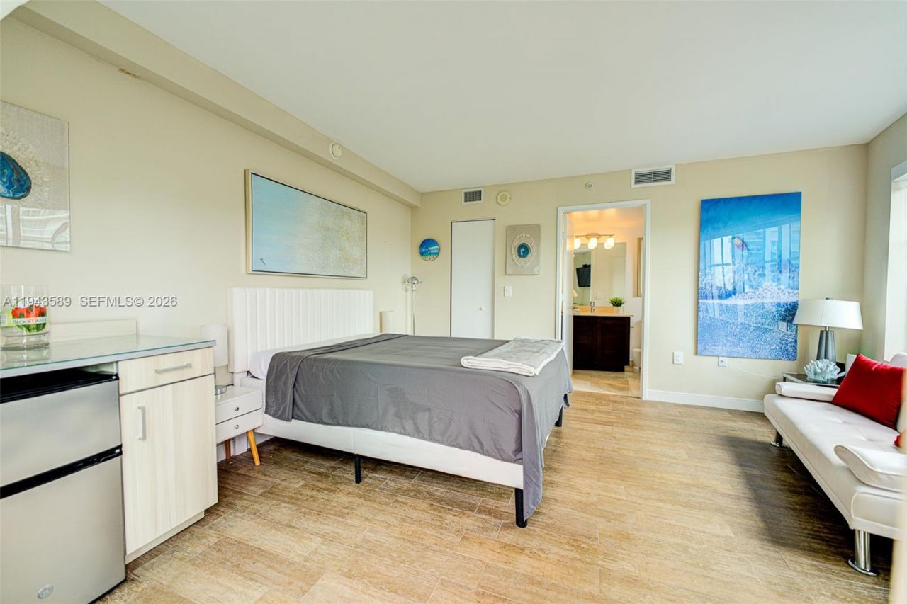 200 Sunny Isles Blvd , Unit 2-504, Sunny Isles Beach, FL 33160 Photo