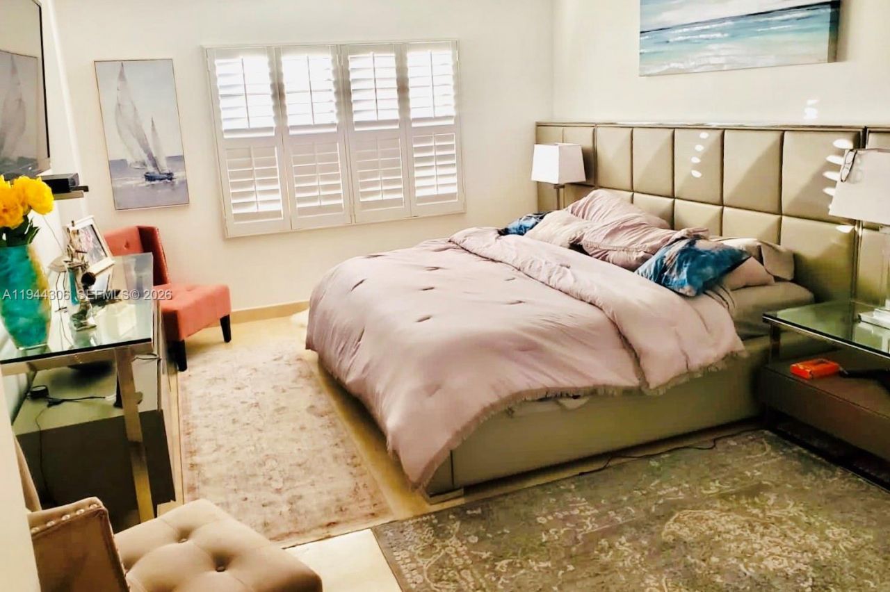 1905 N Ocean Blvd, Unit 8E, Fort Lauderdale, FL 33305 Photo