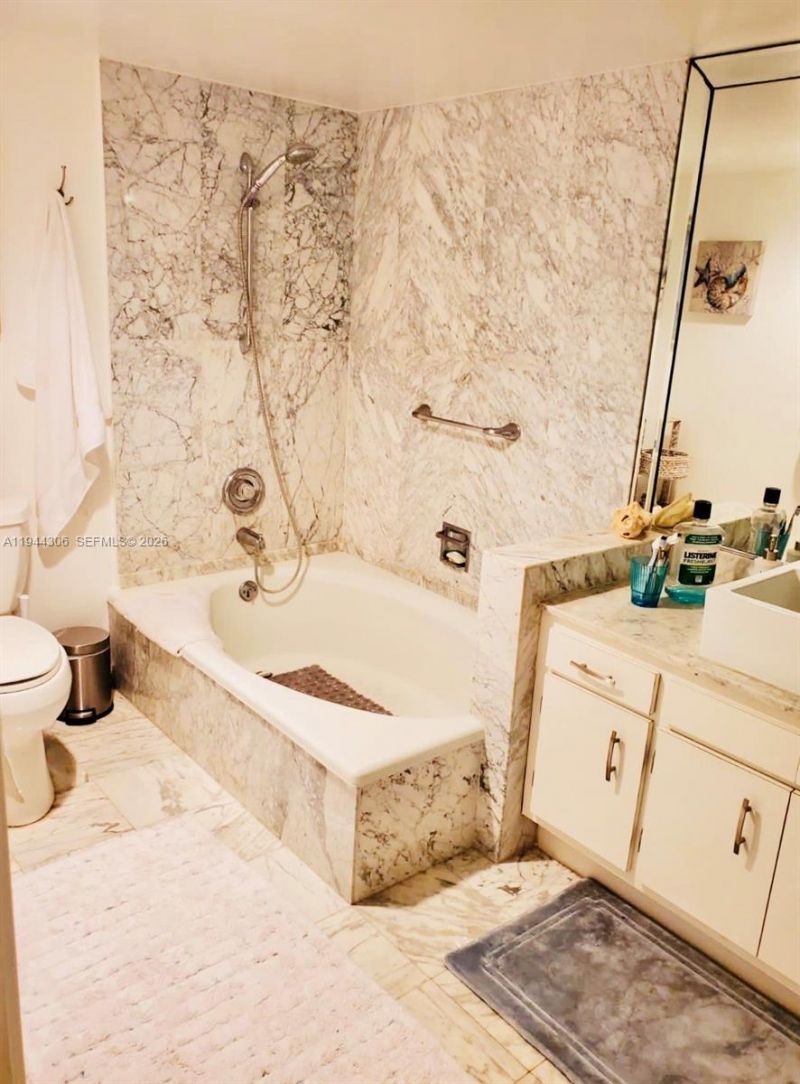 1905 N Ocean Blvd, Unit 8E, Fort Lauderdale, FL 33305 Photo