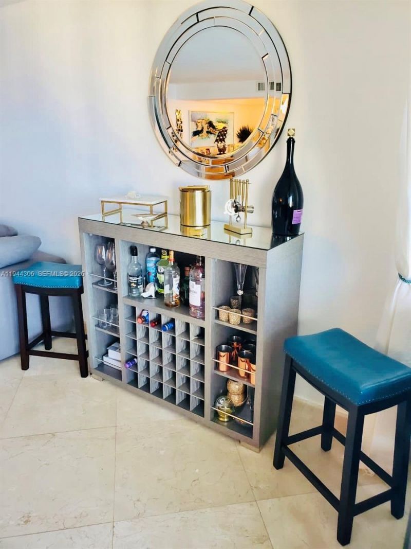 1905 N Ocean Blvd, Unit 8E, Fort Lauderdale, FL 33305 Photo