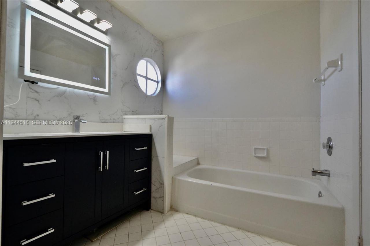 9861 SW 222nd Ter, Cutler Bay, FL 33190 Photo