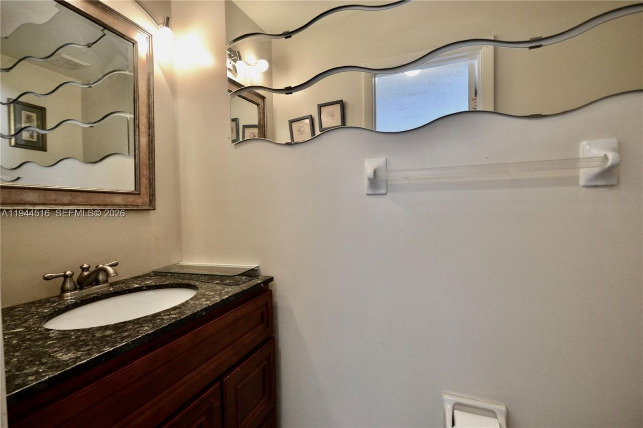 9861 SW 222nd Ter, Cutler Bay, FL 33190 Photo