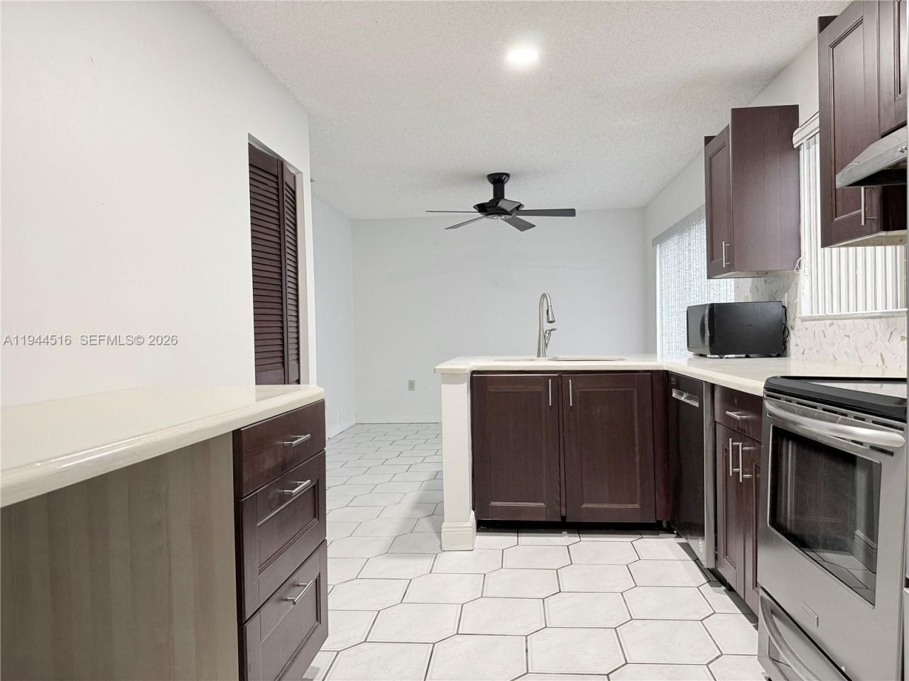 9861 SW 222nd Ter, Cutler Bay, FL 33190 Photo