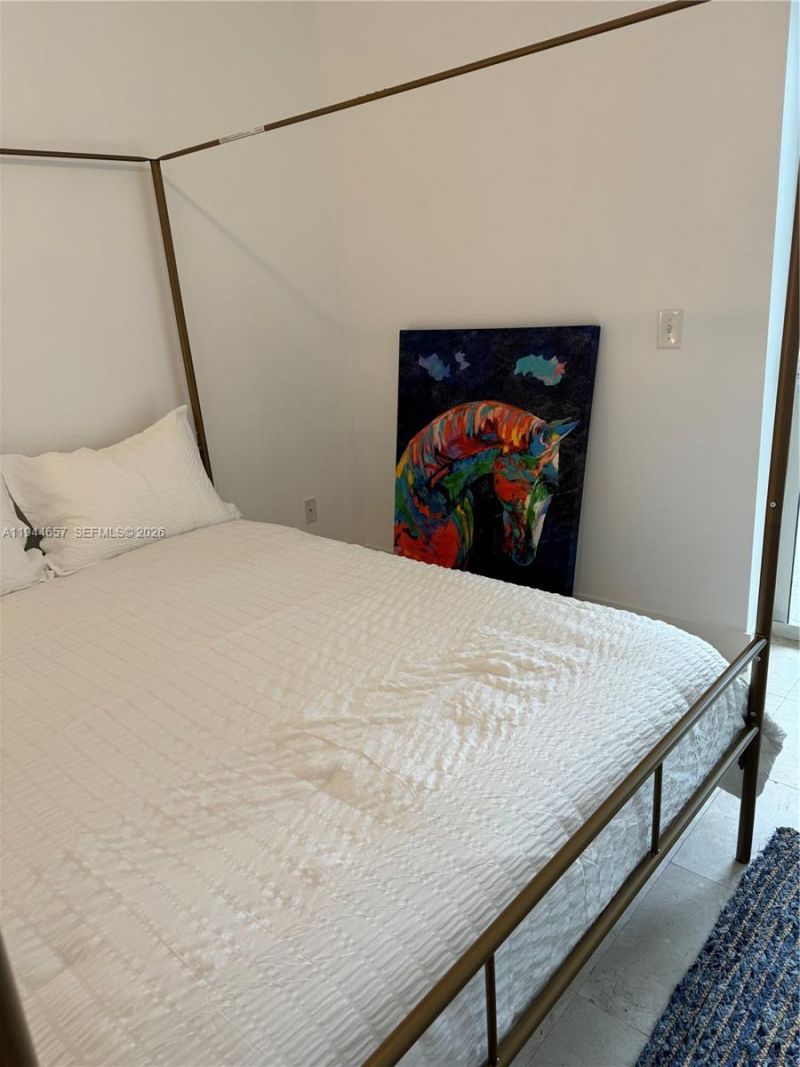 170 SE 14th St , Unit 2405, Miami, FL 33131 Photo