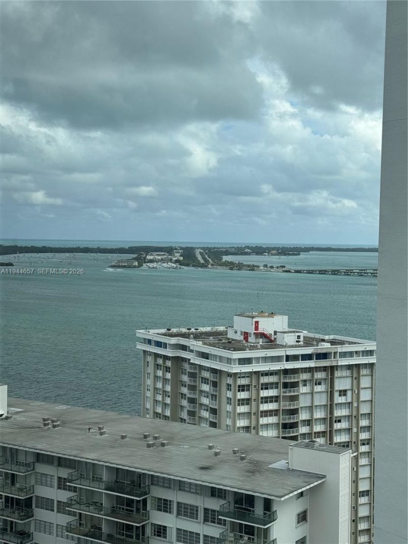 170 SE 14th St , Unit 2405, Miami, FL 33131 Photo