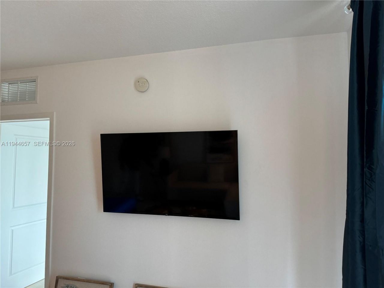 170 SE 14th St , Unit 2405, Miami, FL 33131 Photo