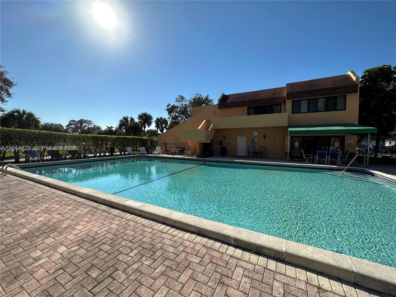 450 Commodore Dr, Unit 306, Plantation, FL 33325 Photo