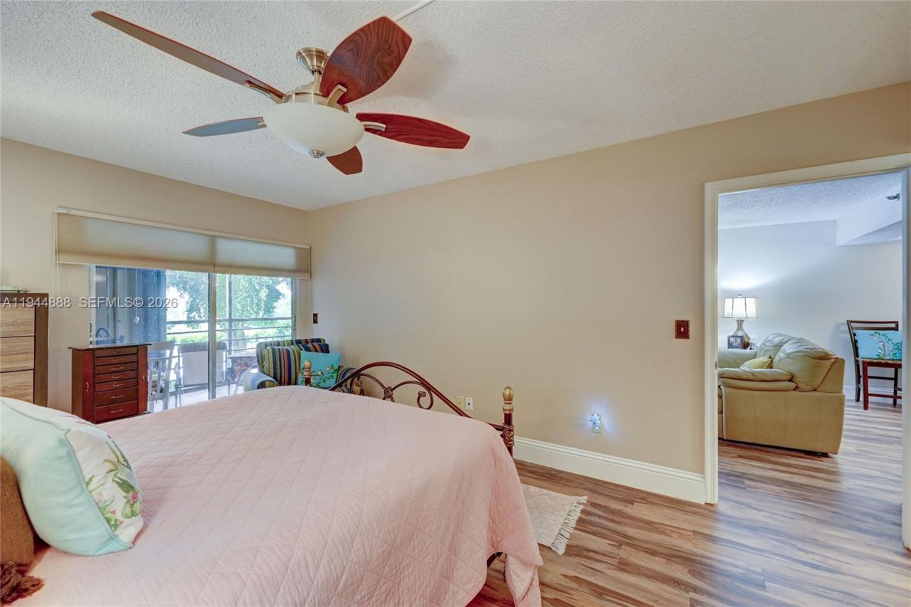 23344 Carolwood Ln, Unit 303, Boca Raton, FL 33428 Photo