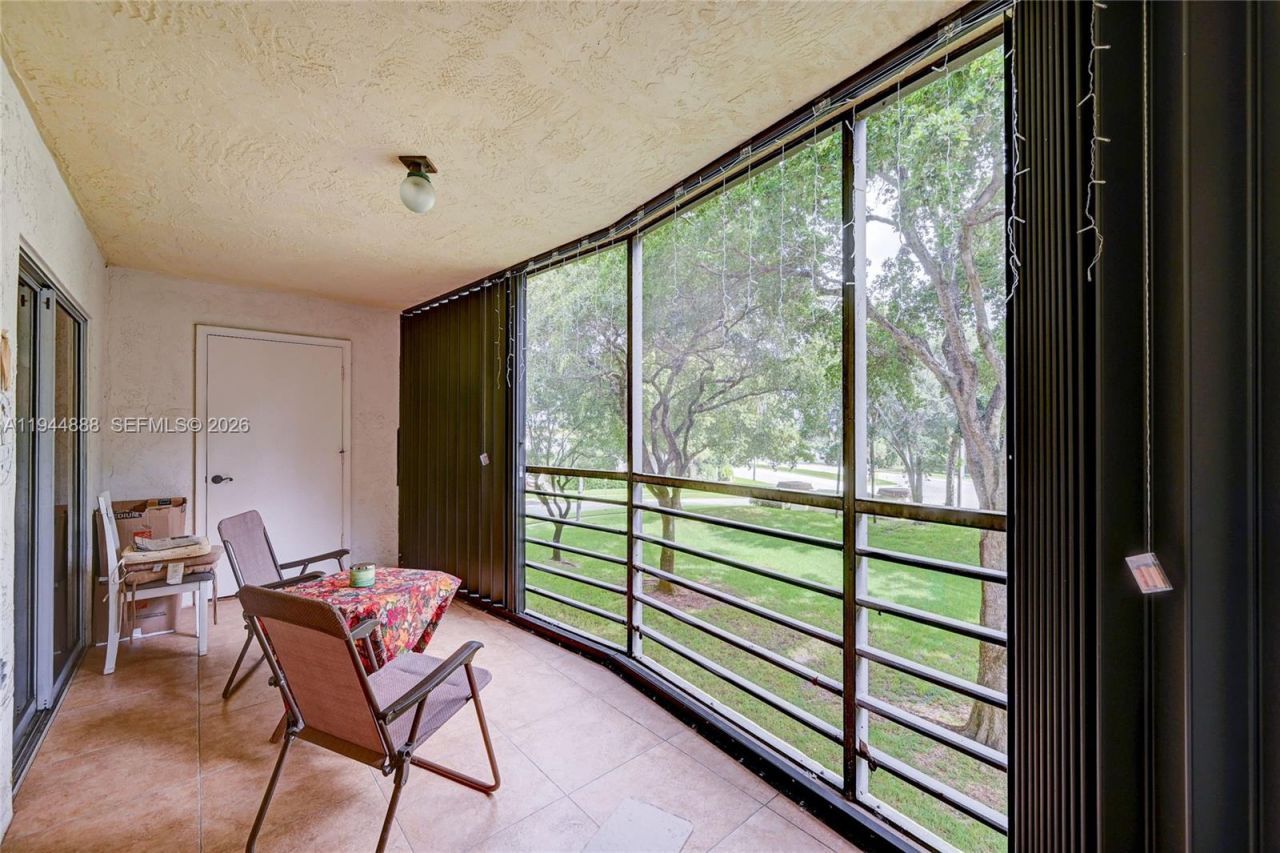 23344 Carolwood Ln, Unit 303, Boca Raton, FL 33428 Photo