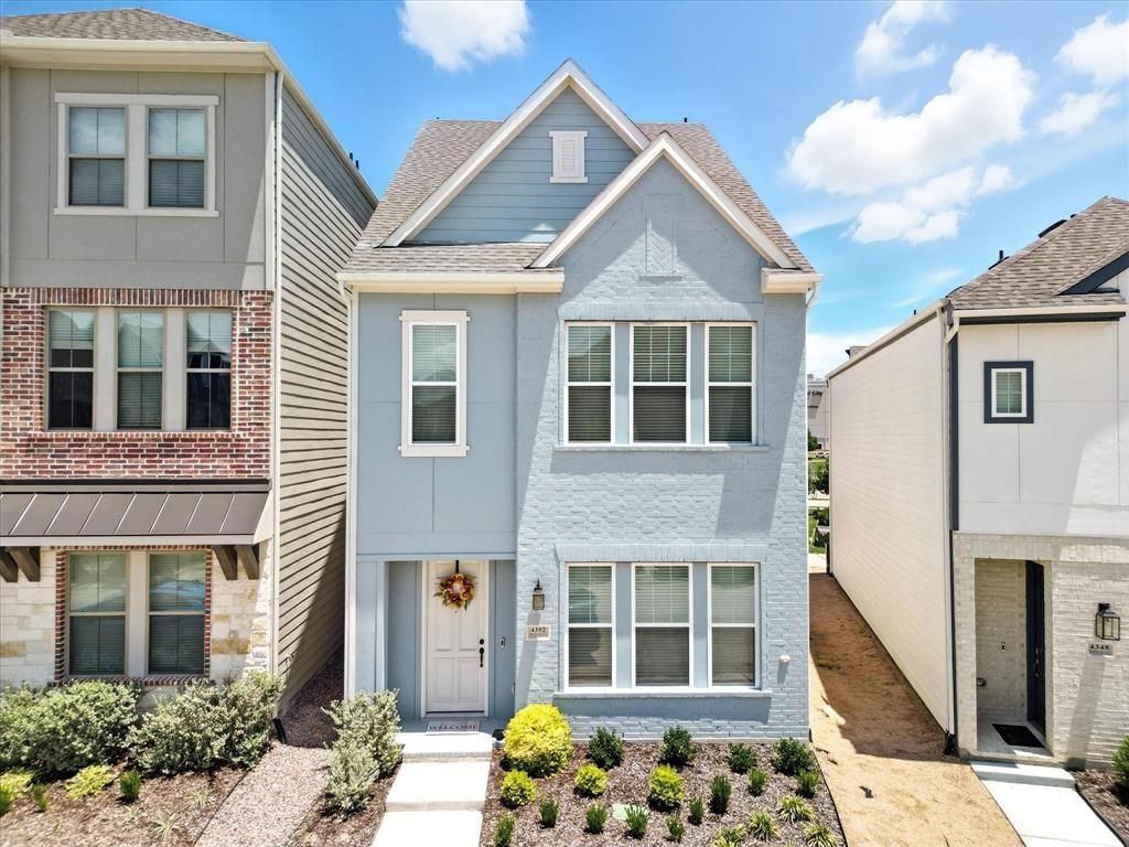 4352 Henderson Avenue, North Richland Hills, TX 76180 Main Photo