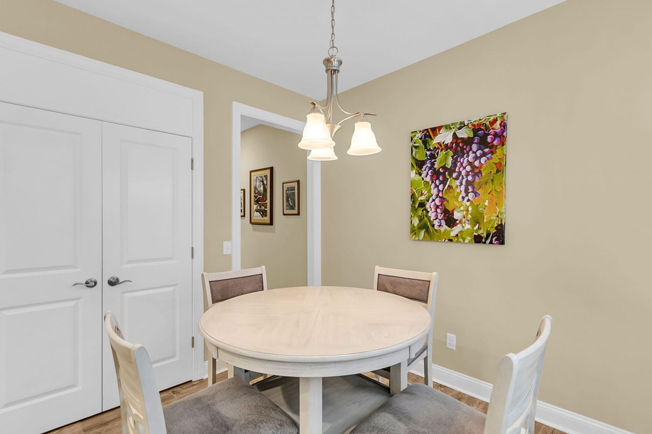 3062 Cross Vine Lane Photo 11