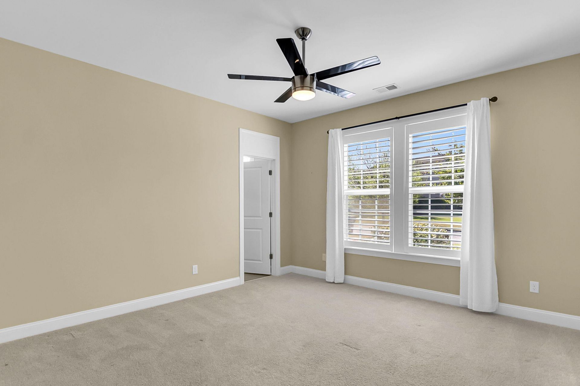 3062 Cross Vine Lane Photo 31