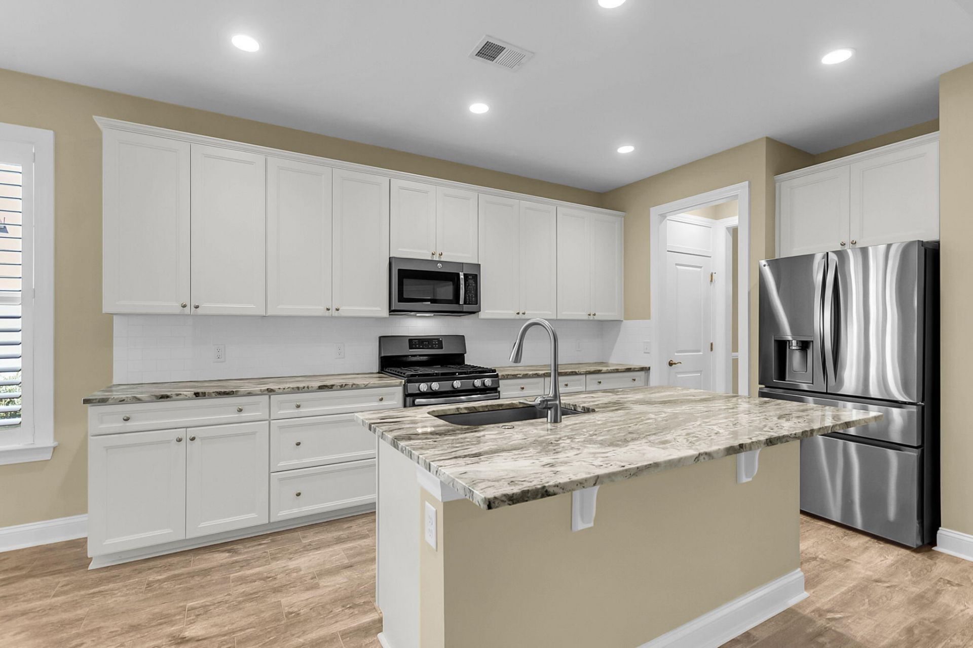 3062 Cross Vine Lane Photo 6