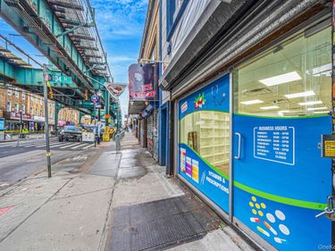 104-06 Jamaica Avenue , Richmond Hill, NY 11418