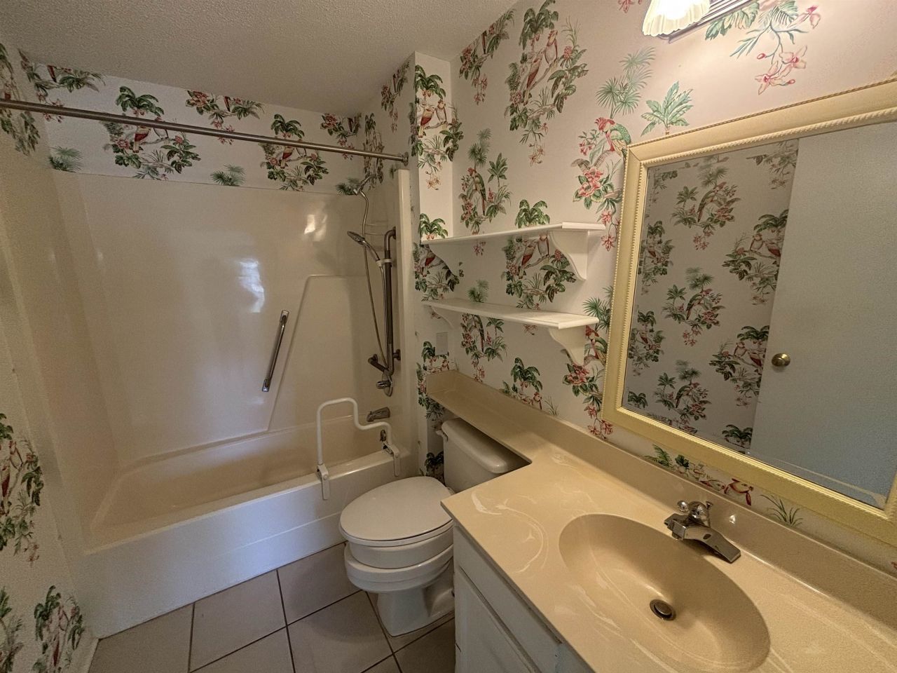 5001 Little River Rd. Photo 8